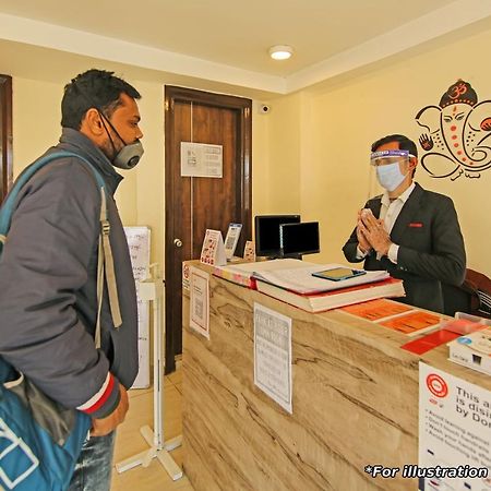 OYO 91550 Hotel Apple Inn Surat Exterior foto