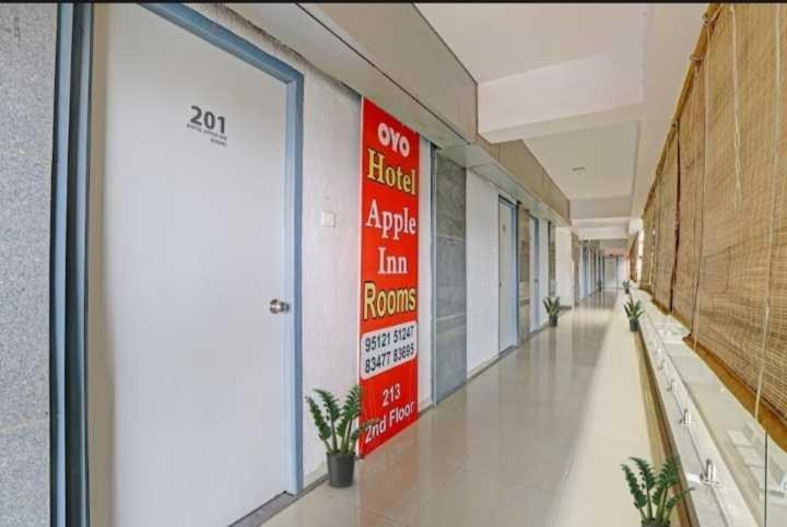 OYO 91550 Hotel Apple Inn Surat Exterior foto